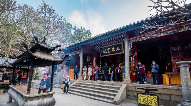 藏佛寺全景
